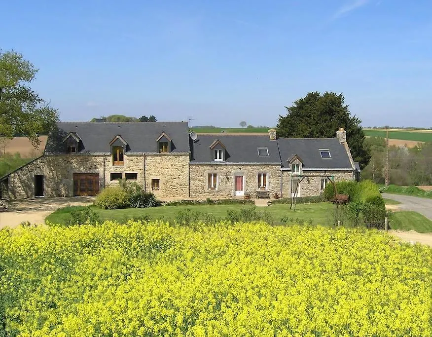 Holiday home Chene Et Hetre Villa La Chapelle-Neuve