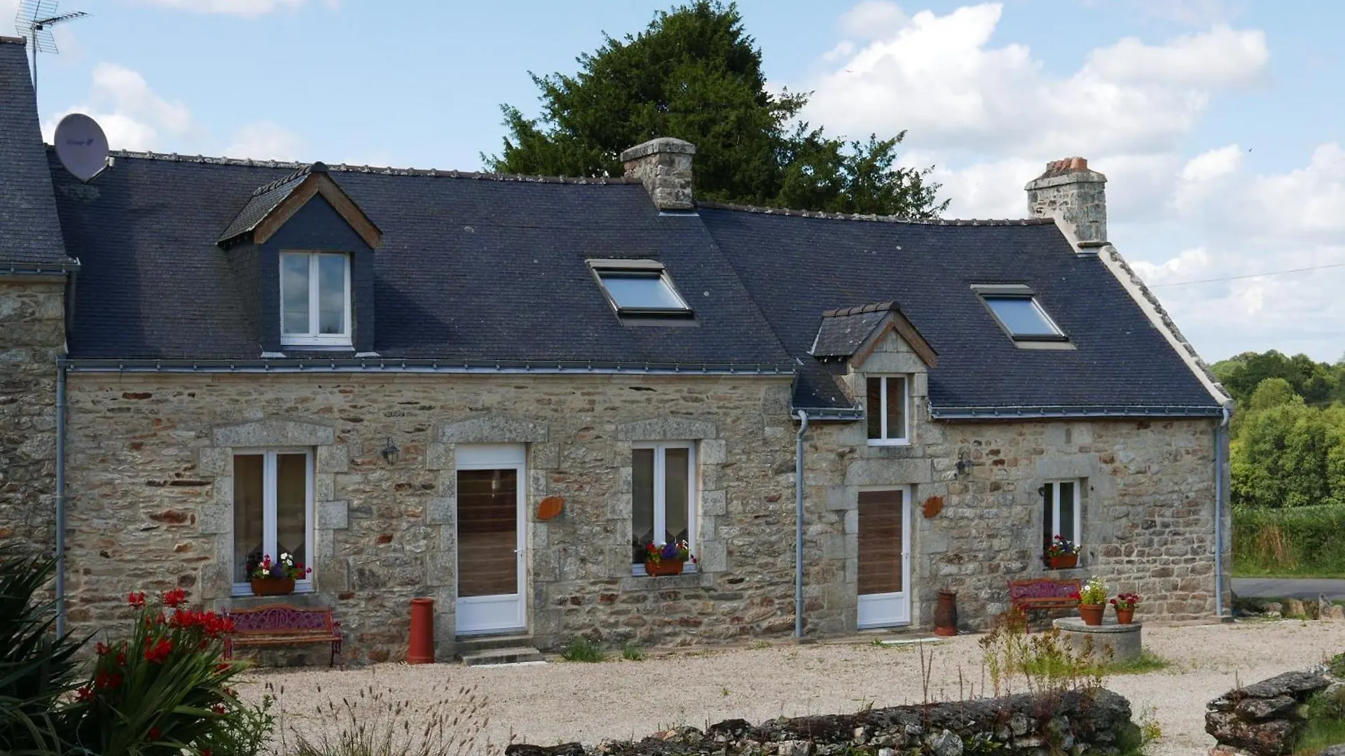 Holiday home Chene Et Hetre Villa La Chapelle-Neuve